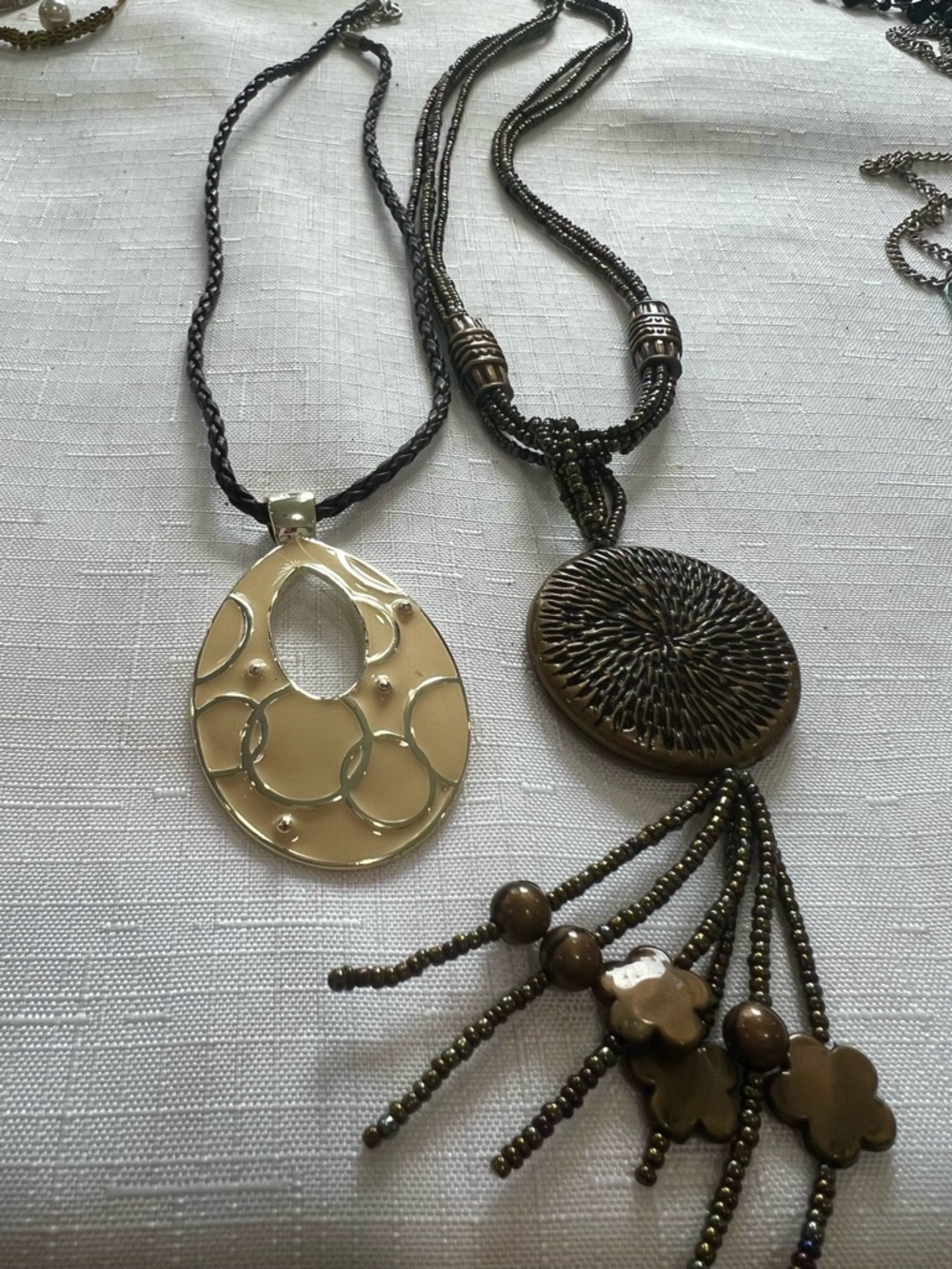 Gold-Tone Oval Pendant Necklace with Brown Bead Tassel set